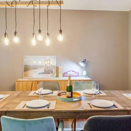 Charming Large Flat At The Heart Of Old City - Welkeys * Grenoble